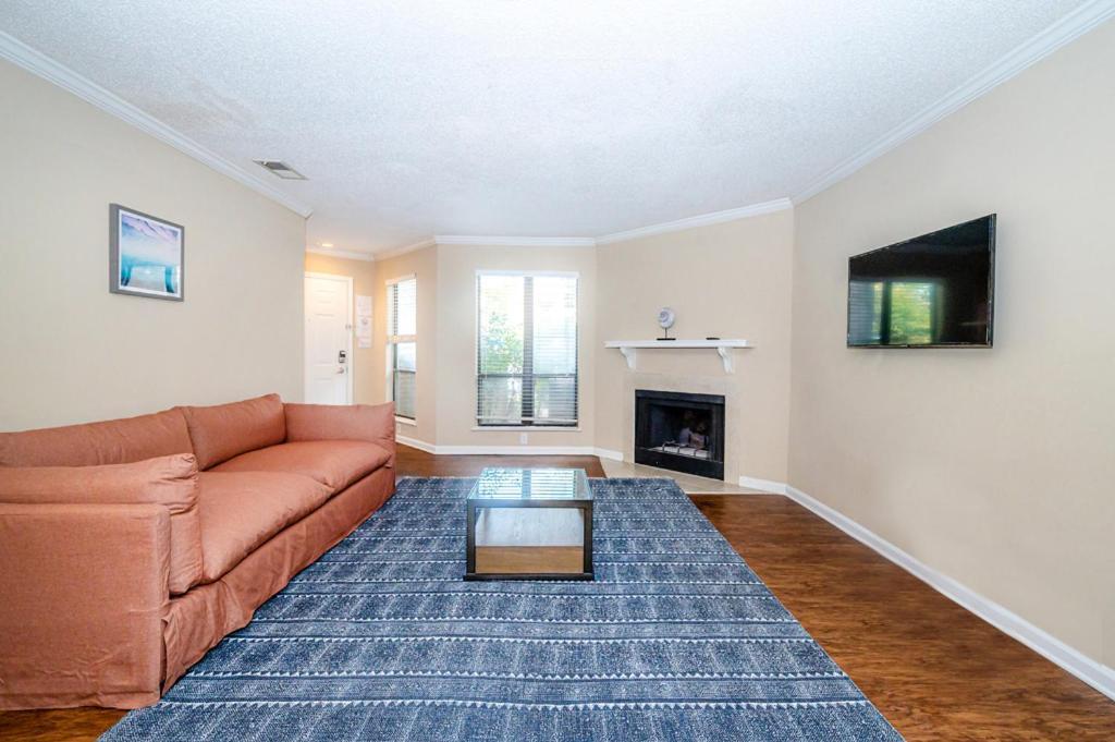 Apartamento Viagem - - Bright 2br W/gym+pool+parking